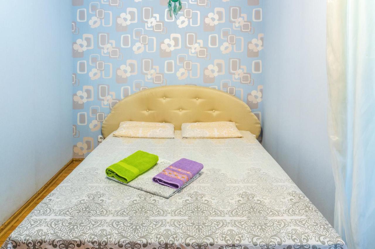 Rybalskaya 8 Apartment Kiev Bagian luar foto